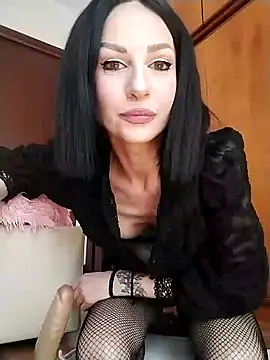 dahlia 82 online show from May 22, 2026, 12:14 pm