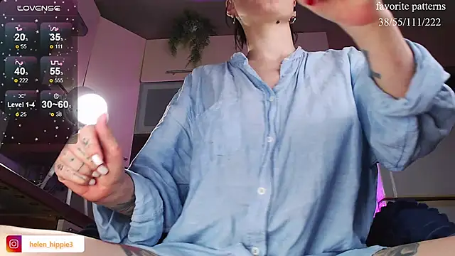 Snapshot of FoxRineHelen chatting on December 14, 2025, 7:30 pm FoxRineHelen online show from December 14, 2025, 7:30 pm