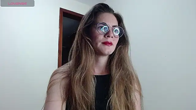 Snapshot of Hanny_24 chatting on March 2, 2025, 2:41 am Hanny 24 online show from March 2, 2025, 2:41 am