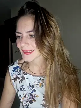 Snapshot of Hanny_24 chatting on March 5, 2025, 7:16 am Hanny 24 online show from March 5, 2025, 7:16 am