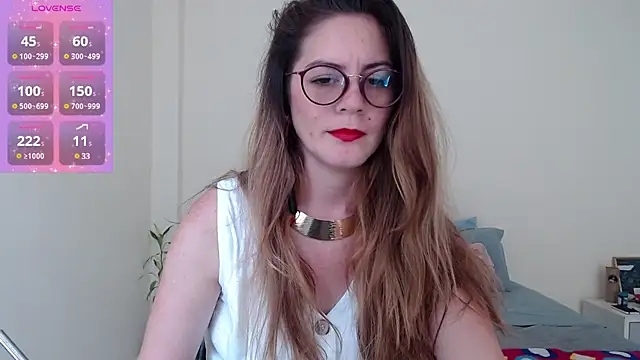 Snapshot of Hanny_24 chatting on February 13, 2025, 6:37 pm Hanny 24 online show from February 13, 2025, 6:37 pm