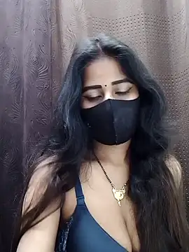 Lalisa sexy online show from March 3, 2026, 11:01 pm