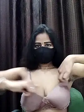 Lalisa sexy online show from February 6, 2026, 5:20 pm