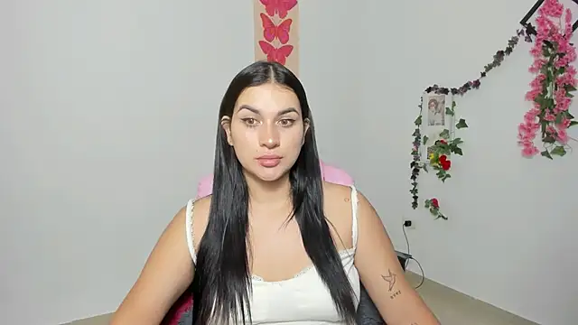 Emic  online show from October 23, 2025, 2:49 pm