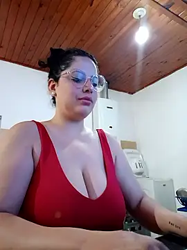 babyluna939 online show from January 9, 2026, 2:46 pm