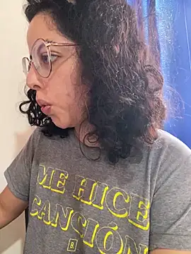 Snapshot of babyluna939 chatting on March 16, 2025, 8:00 pm babyluna939 online show from March 16, 2025, 8:00 pm