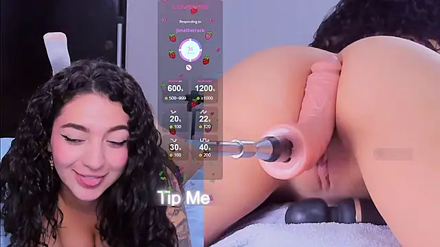 Snapshot of Amellia_rous chatting on March 4, 2025, 11:00 pm Amellia rous online show from March 4, 2025, 11:00 pm