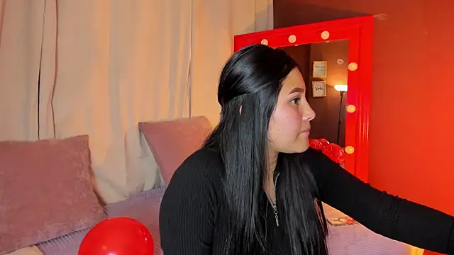 Snapshot of Little_Ivy chatting on February 25, 2026, 7:14 pm Little Ivy online show from February 25, 2026, 7:14 pm