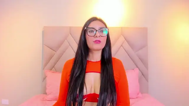 Isis Osman online show from March 12, 2026, 2:10 pm