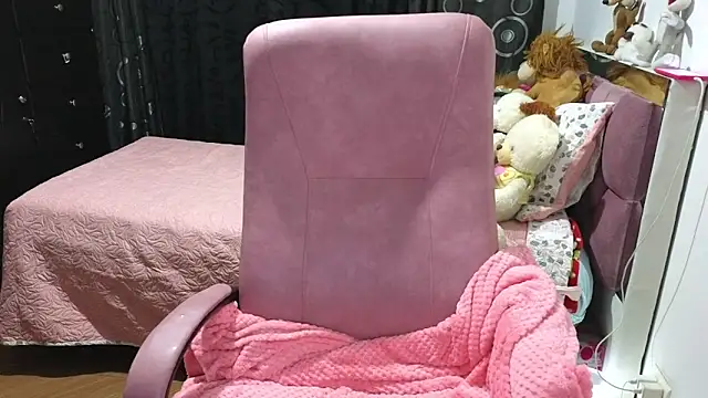 scarletteowens online show from February 17, 2025, 11:54 pm