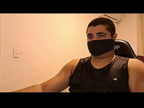 Snapshot of LeoPutaria chatting on October 12, 2025, 1:45 pm LeoPutaria online show from October 12, 2025, 1:45 pm