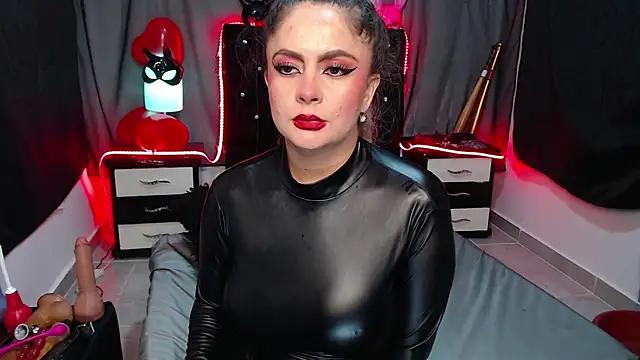 Snapshot of lady_big_ass_nasty chatting on March 5, 2025, 8:21 pm lady big ass nasty online show from March 5, 2025, 8:21 pm