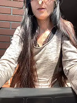 Snapshot of LolloLara91 chatting on May 1, 2026, 12:54 pm LolloLara91 online show from May 1, 2026, 12:54 pm
