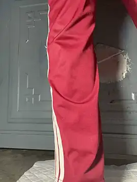 Snapshot of Boi_Boi2x chatting on February 22, 2025, 2:19 pm Boi Boi2x online show from February 22, 2025, 2:19 pm