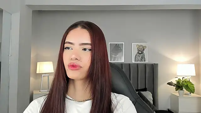 Madie  collins online show from March 7, 2025, 11:07 am