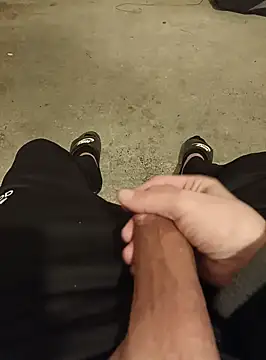 Snapshot of casper0303 chatting on March 4, 2025, 11:11 pm casper0303 online show from March 4, 2025, 11:11 pm