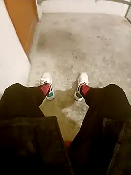 Snapshot of casper0303 chatting on December 22, 2025, 8:42 pm casper0303 online show from December 22, 2025, 8:42 pm