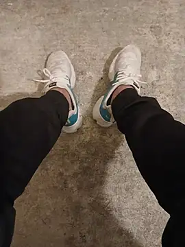 casper0303 online show from April 10, 2026, 2:57 pm