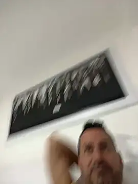 Snapshot of party2025 chatting on January 2, 2025, 5:50 pm party2025 online show from January 2, 2025, 5:50 pm