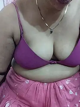 Snapshot of Urmila_bhabhii chatting on May 4, 2026, 8:50 am Urmila bhabhii online show from May 4, 2026, 8:50 am
