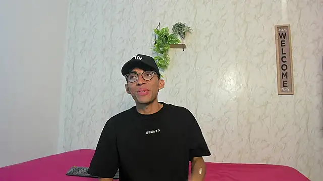 jony honey online show from February 10, 2026, 12:04 pm