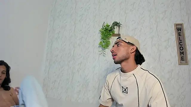 jony honey online show from July 11, 2026, 11:54 am