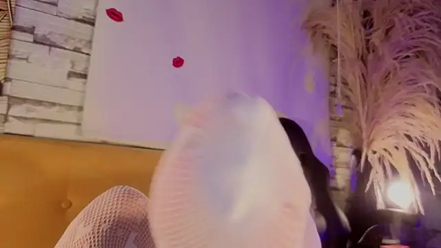 Snapshot of Estrella05_ chatting on February 17, 2026, 5:38 am Estrella05 online show from February 17, 2026, 5:38 am