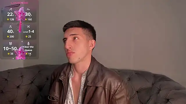 Un Slutty online show from October 13, 2025, 7:15 pm