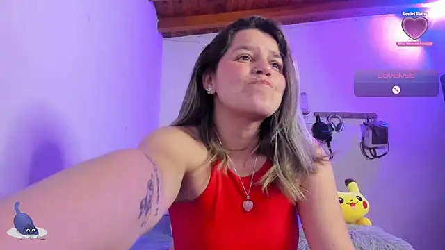 Snapshot of Sabrina_Hall_ chatting on October 27, 2025, 12:44 am Sabrina Hall online show from October 27, 2025, 12:44 am