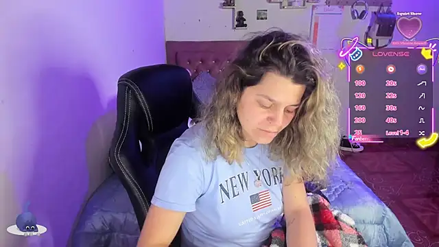 Snapshot of Sabrina_Hall_ chatting on October 22, 2025, 3:28 am Sabrina Hall online show from October 22, 2025, 3:28 am