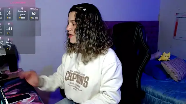 Snapshot of Sabrina_Hall_ chatting on October 6, 2025, 2:13 am Sabrina Hall online show from October 6, 2025, 2:13 am