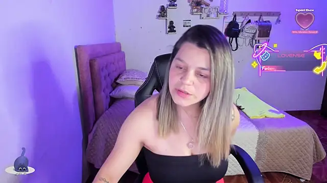 Snapshot of Sabrina_Hall_ chatting on December 2, 2025, 11:50 pm Sabrina Hall online show from December 2, 2025, 11:50 pm