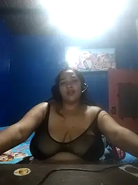 Snapshot of love_evelin chatting on March 22, 2025, 6:47 pm love evelin online show from March 22, 2025, 6:47 pm