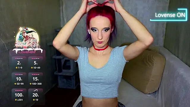 AgathaNoxe online show from December 17, 2025, 8:47 pm