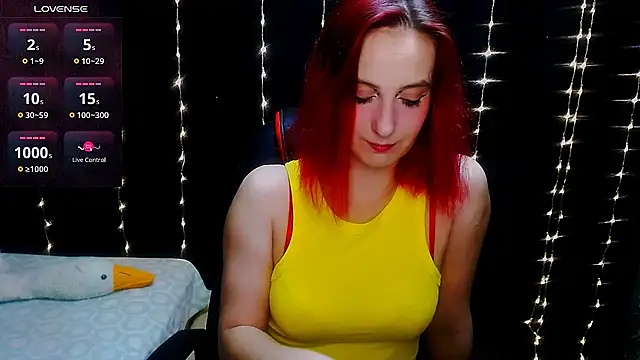 AgathaNoxe online show from February 3, 2025, 10:00 pm