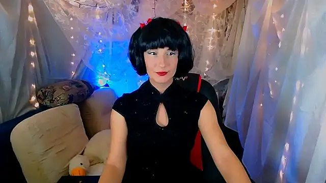 AgathaNoxe online show from September 18, 2025, 9:40 pm