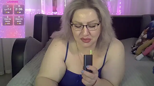 AngelinaGlam online show from January 15, 2026, 10:18 am