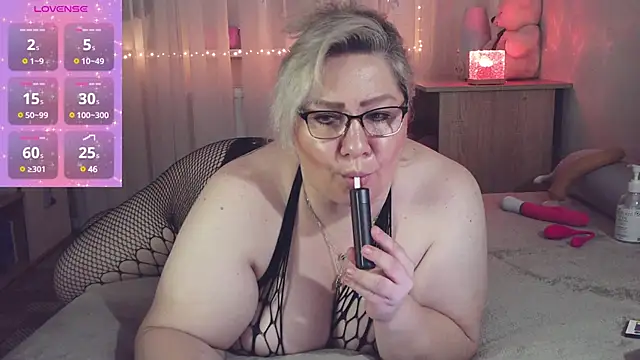 AngelinaGlam online show from February 18, 2025, 10:27 am