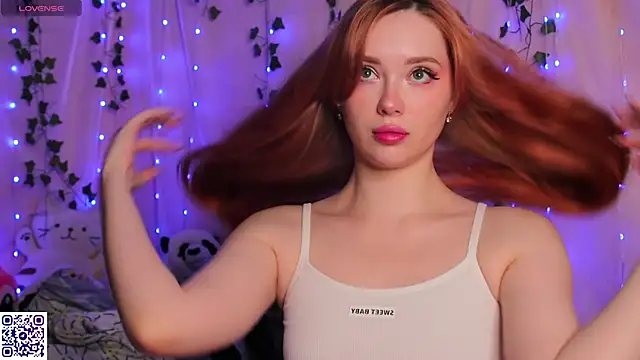 Snapshot of YourSkyAni chatting on November 30, 2025, 12:06 pm YourSkyAni online show from November 30, 2025, 12:06 pm