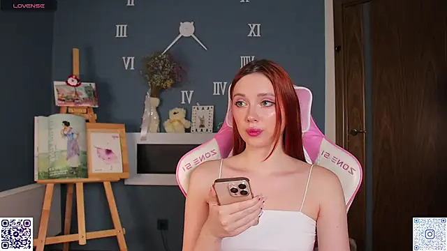 Snapshot of YourSkyAni chatting on February 7, 2025, 2:15 pm YourSkyAni online show from February 7, 2025, 2:15 pm