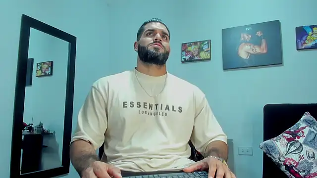 Snapshot of SamirHazard97 chatting on November 15, 2025, 8:02 pm SamirHazard97 online show from November 15, 2025, 8:02 pm