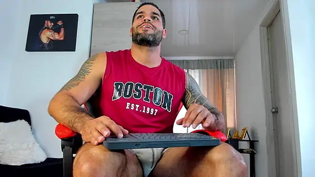 Snapshot of SamirHazard97 chatting on June 20, 2026, 6:35 pm SamirHazard97 online show from June 20, 2026, 6:35 pm