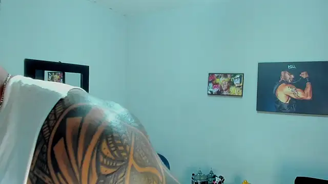 Snapshot of SamirHazard97 chatting on October 30, 2025, 8:39 pm SamirHazard97 online show from October 30, 2025, 8:39 pm