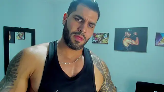 Snapshot of SamirHazard97 chatting on November 25, 2025, 9:26 pm SamirHazard97 online show from November 25, 2025, 9:26 pm