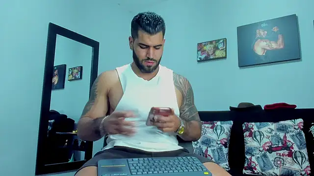 Snapshot of SamirHazard97 chatting on September 18, 2025, 9:18 pm SamirHazard97 online show from September 18, 2025, 9:18 pm