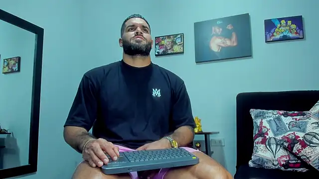 Snapshot of SamirHazard97 chatting on October 16, 2025, 8:06 pm SamirHazard97 online show from October 16, 2025, 8:06 pm