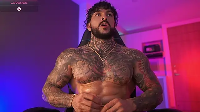 Snapshot of mariano_costa chatting on November 5, 2025, 3:42 am mariano costa online show from November 5, 2025, 3:42 am