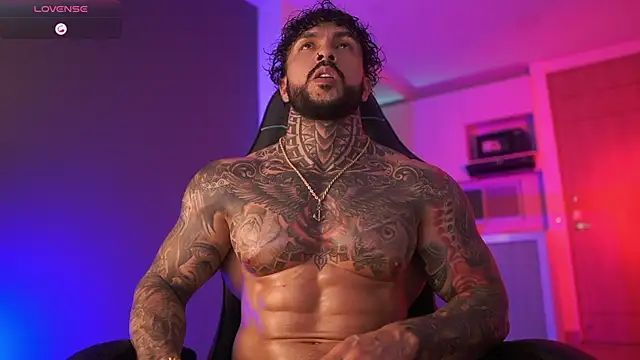 Snapshot of mariano_costa chatting on October 29, 2025, 4:11 am mariano costa online show from October 29, 2025, 4:11 am