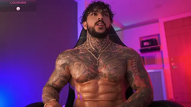 Snapshot of mariano_costa chatting on October 21, 2025, 3:39 am mariano costa online show from October 21, 2025, 3:39 am