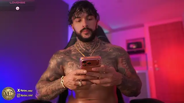 Snapshot of mariano_costa chatting on November 27, 2025, 11:38 pm mariano costa online show from November 27, 2025, 11:38 pm